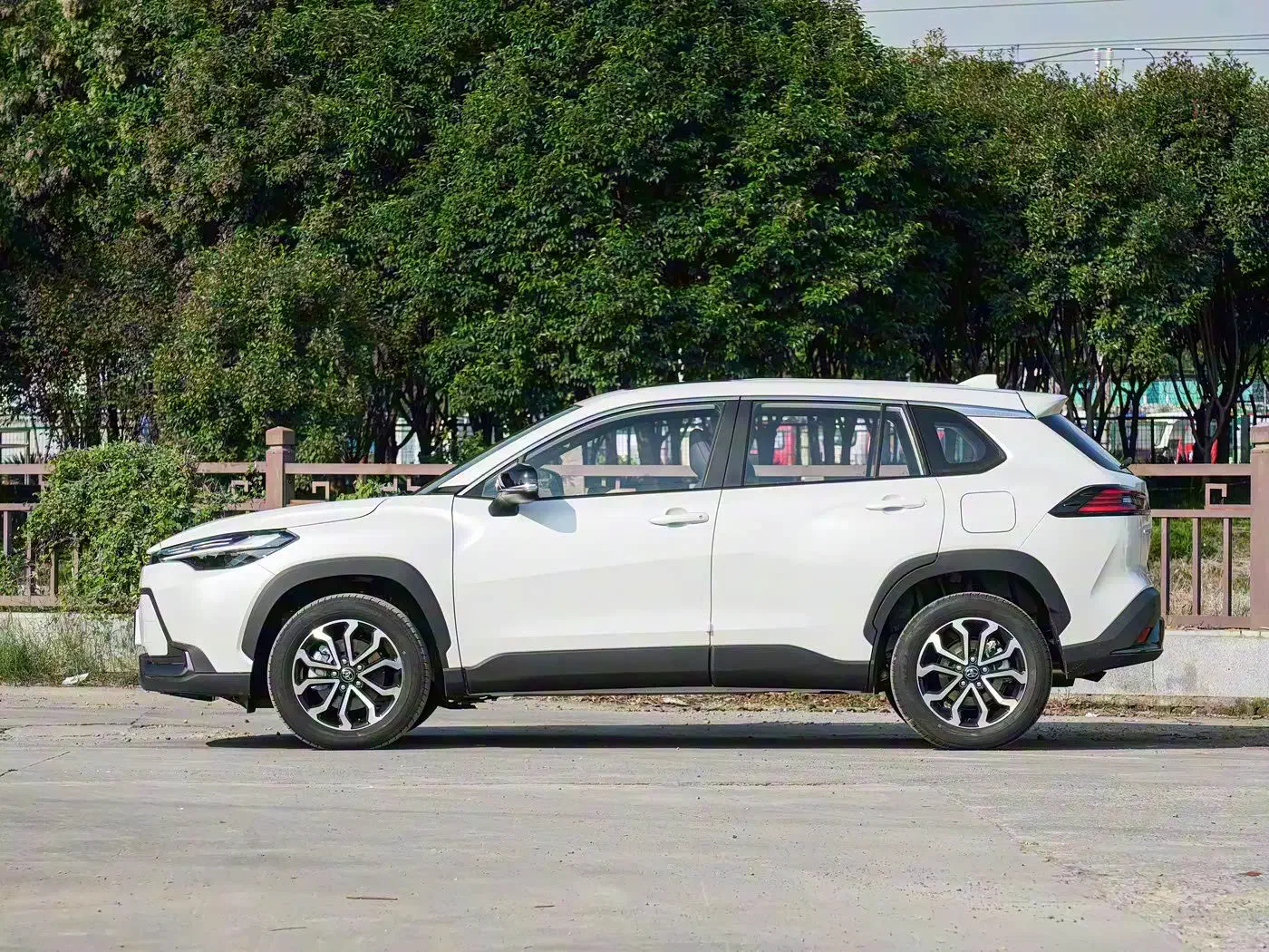 فراتلندر فول۲۰۲۵|خودرو سواری و وانت|بندر ماهشهر, |دیوار