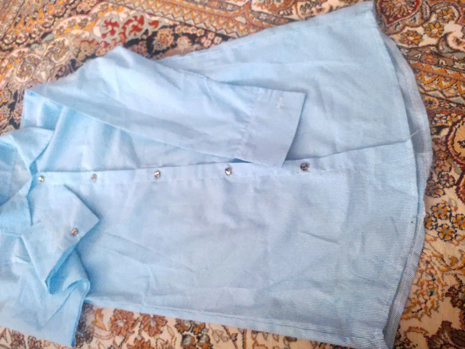 شومیز|لباس|دورود, |دیوار