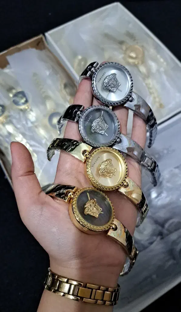 ساعت مچی ورساچ استیل رنگ ثابت|ساعت|تهران, بهارستان|دیوار