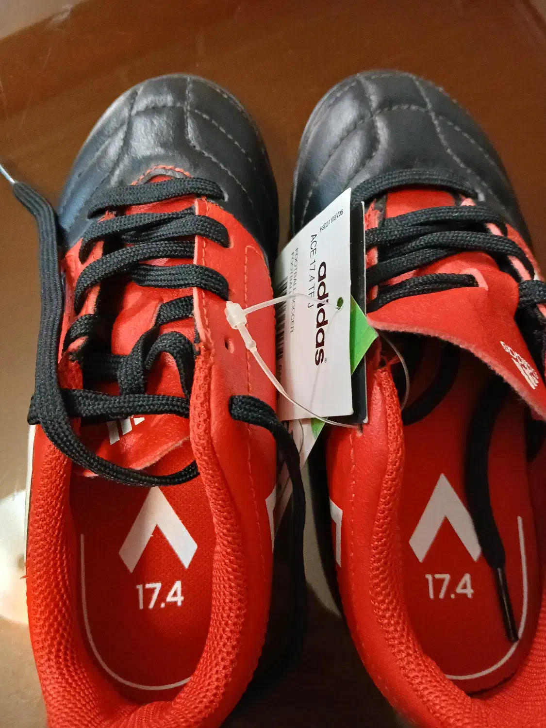 کفش آدیداس|کیف، کفش، کمربند|اردبیل, |دیوار