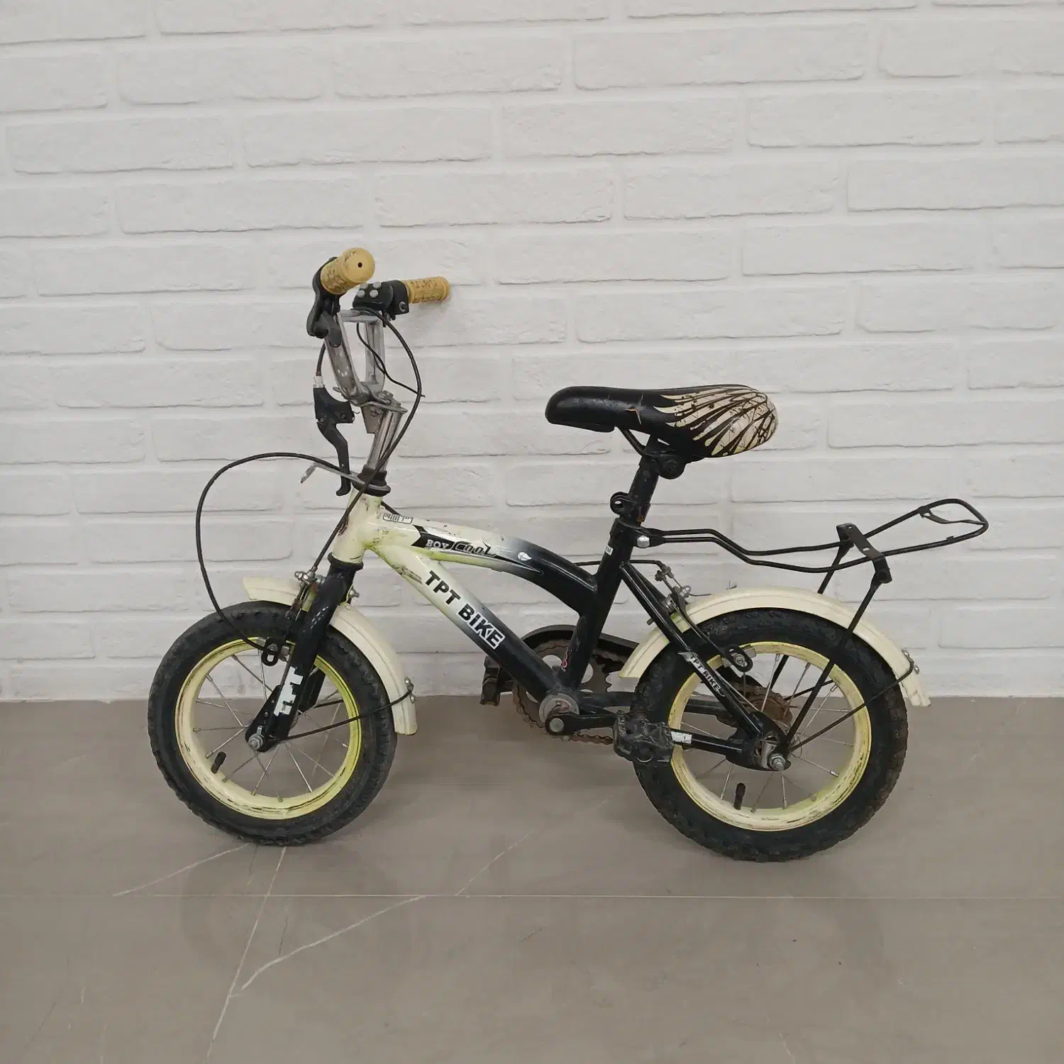 یک دوچرخه ۱۲ و یک اسکوتر|دوچرخه، اسکیت، اسکوتر|کرج, مهرویلا جنوبی|دیوار