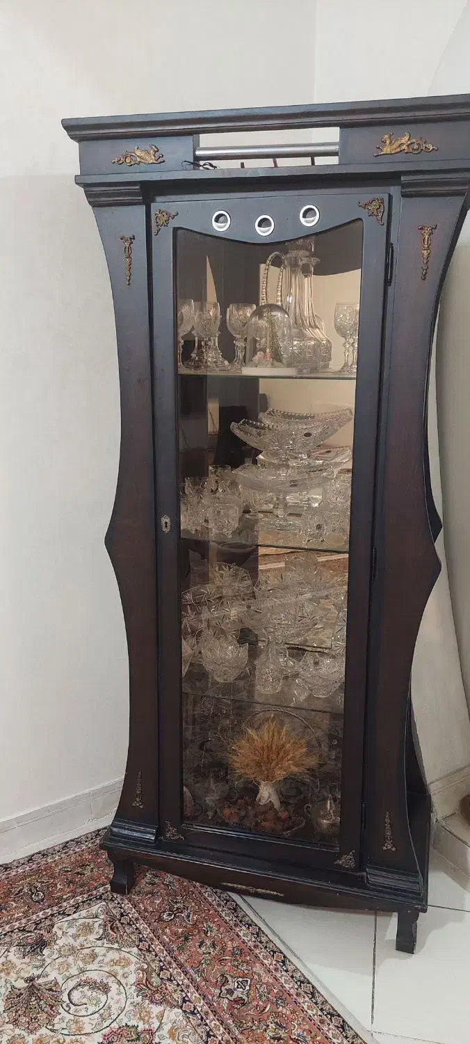 ویترین ۴ طبقه|بوفه، ویترین، کنسول|ری, سیزده آبان|دیوار