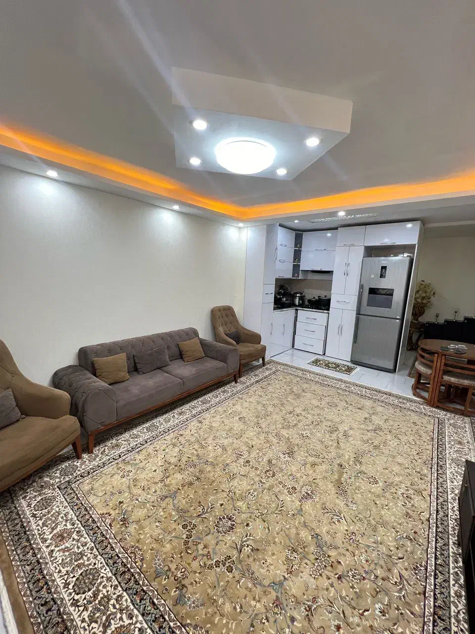 ارم شرقی فول تمیز/مناسب سرمایه گذاری/بهترین لوکیشن|فروش آپارتمان|هشتگرد, شهرک ارم شرقی|دیوار