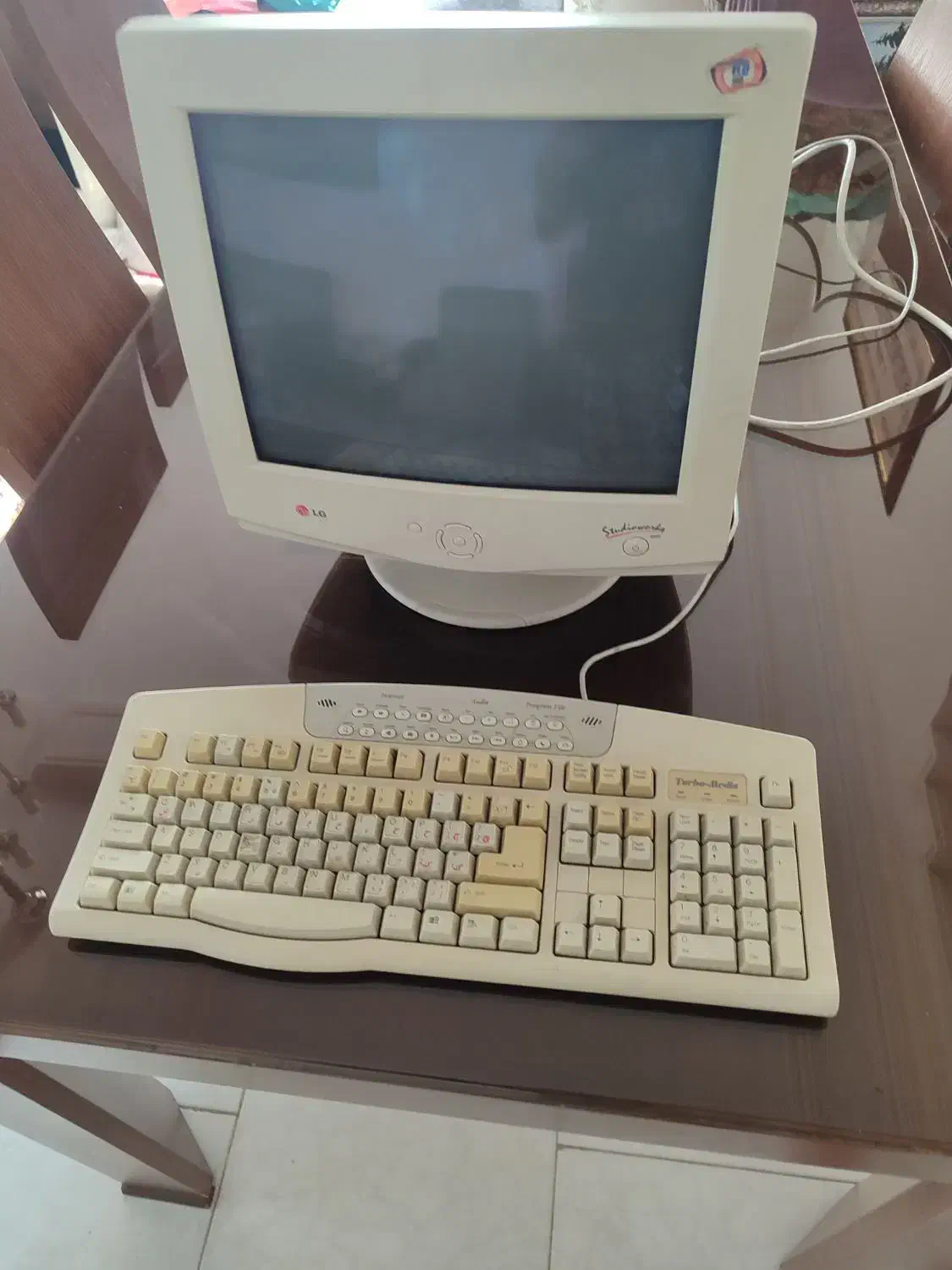 مانیتور و کیبورد LG .|قطعات و لوازم جانبی رایانه|اندیشه, اندیشه فاز ۴|دیوار