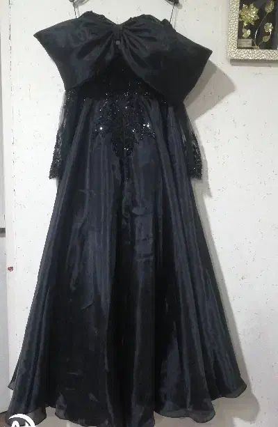 لباس مجلسی|لباس|تبریز, |دیوار