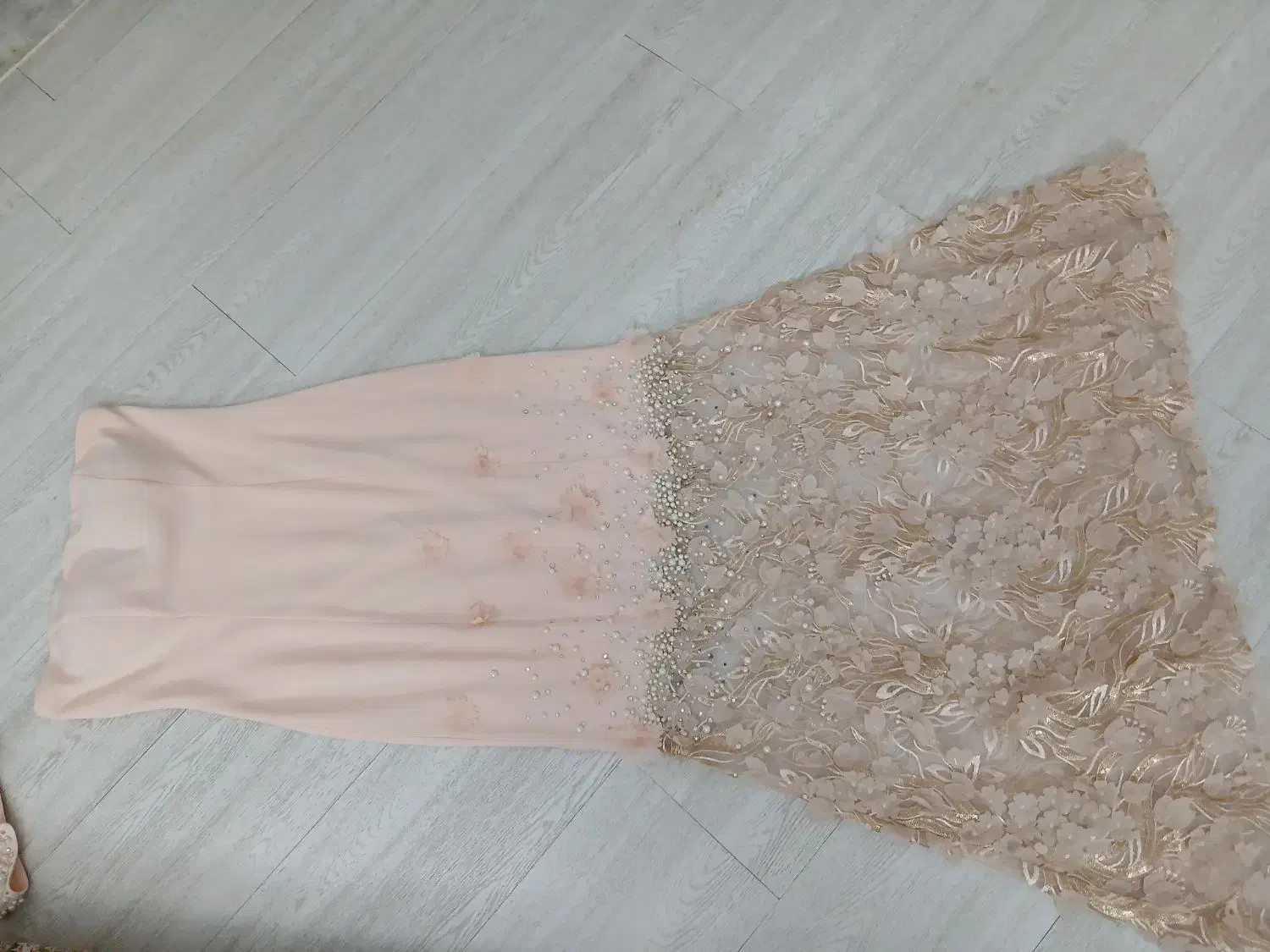 لباس مجلسیی|لباس|مشکین‌دشت, |دیوار