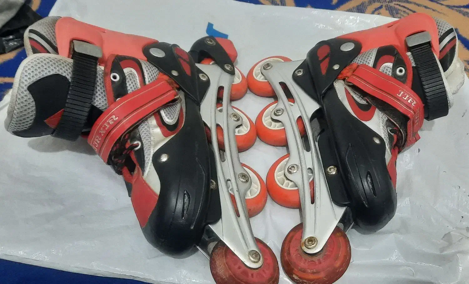 کفش اسکیت در حد نو|دوچرخه، اسکیت، اسکوتر|سنندج, |دیوار