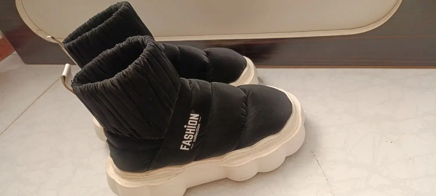 نیم بوت شیک دخترانه وزنانه|کیف، کفش، کمربند|باقرشهر, |دیوار