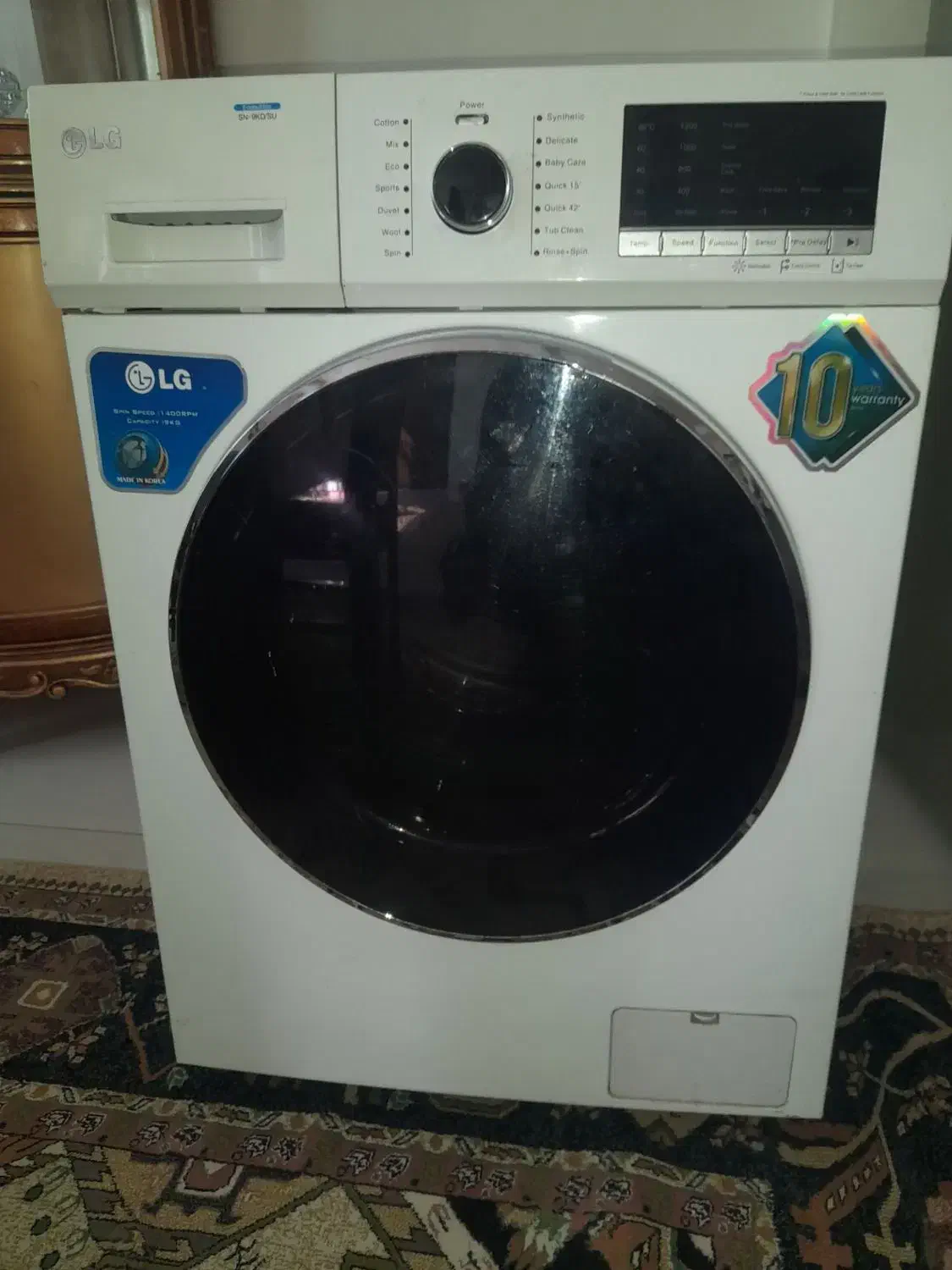یک عدد لباسشویی ال جی یک سال در حد نو|ماشین لباسشویی و خشک‌کن لباس|محمدشهر, جعفرآباد|دیوار
