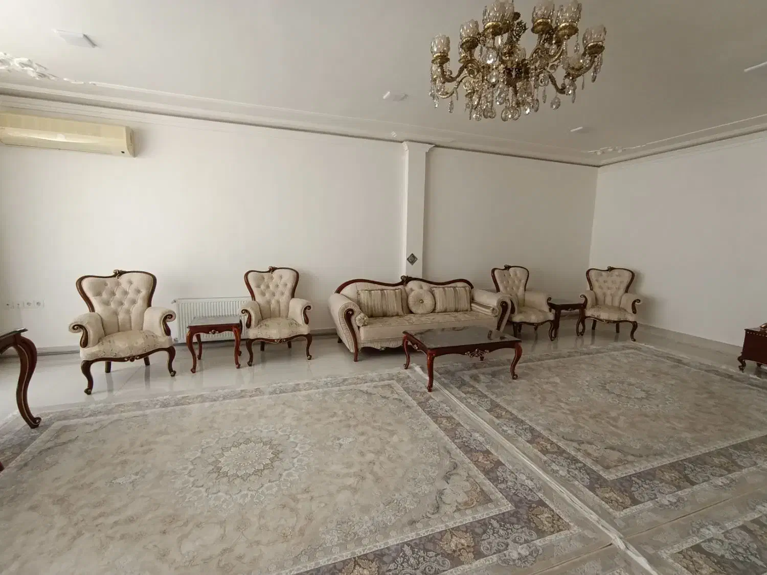 مبل هشت، میز غذاخوری، میز تلویزیون، آیینه کنسول|مبلمان خانگی و میز عسلی|نقده, |دیوار