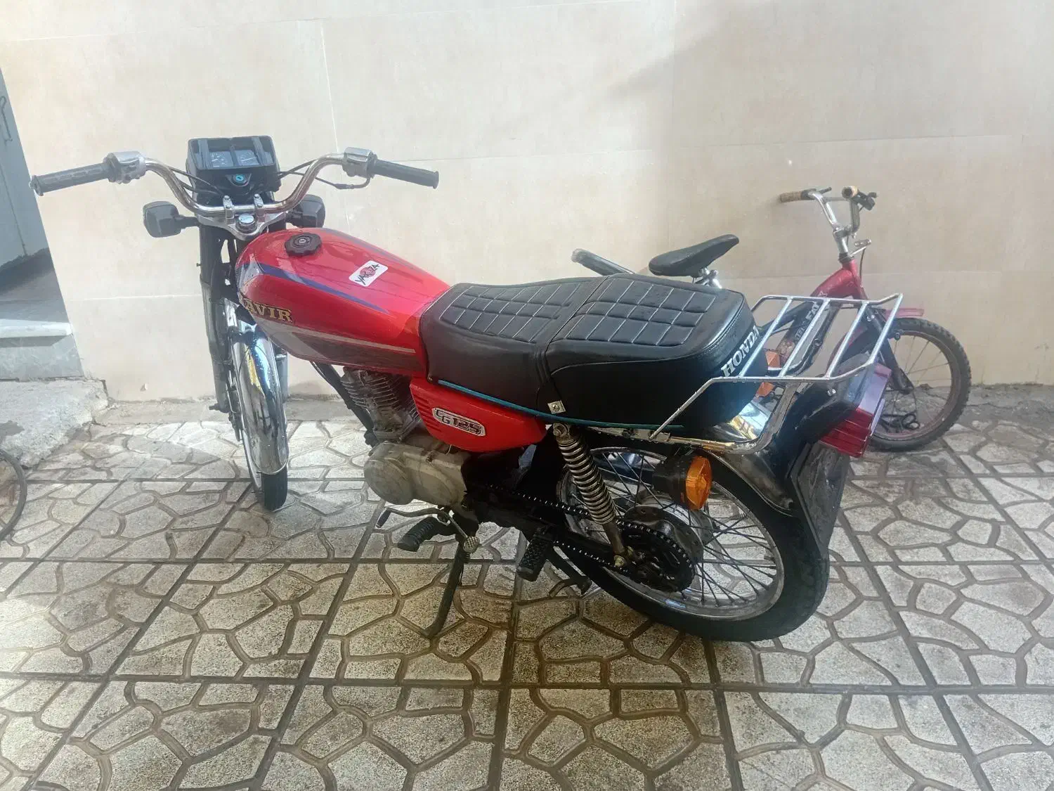 هوندا مزایده سالم|موتورسیکلت|هشتگرد, شهرک وحدت|دیوار