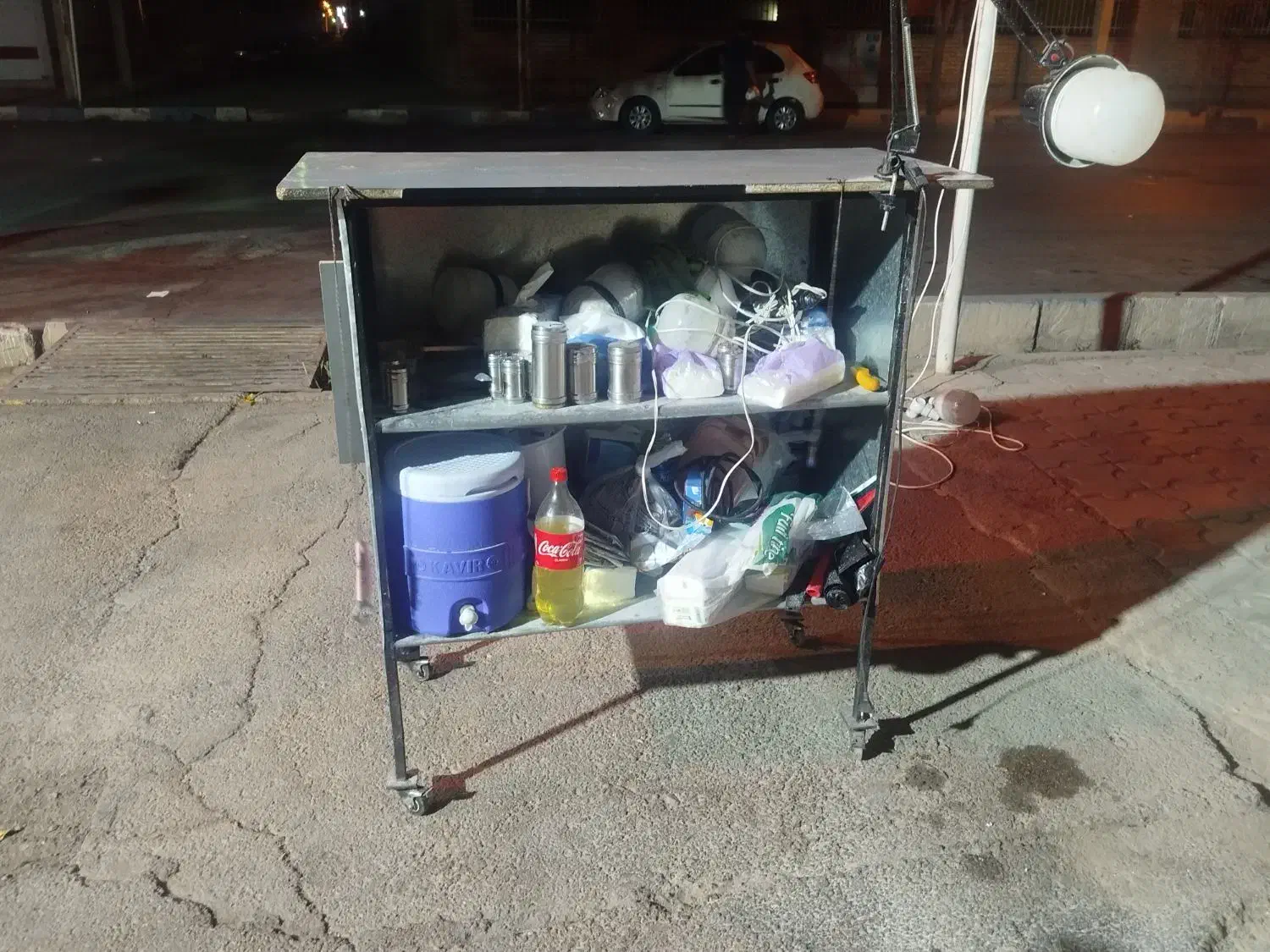 میز آهنی|فروشگاه و مغازه|شاهینشهر, سعدی جنوبی|دیوار