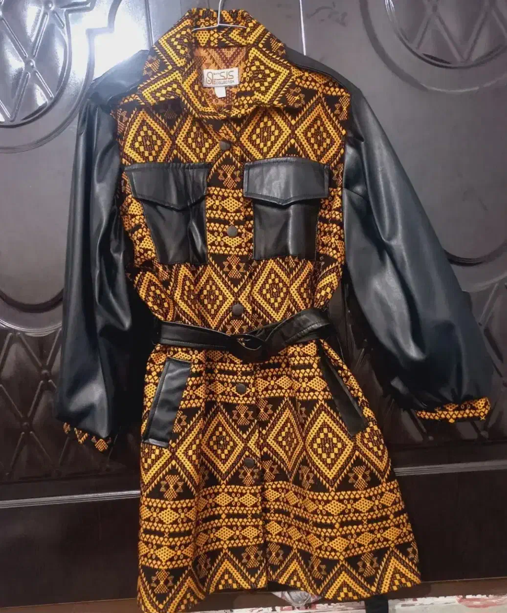 ۵۰۰۰۰۰۰|لباس|زهک, |دیوار