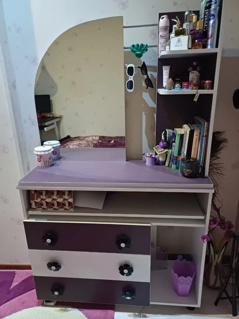 آیینه ومیزتحریر|جاکفشی، کمد، دراور|مشهد, هفده شهریور|دیوار