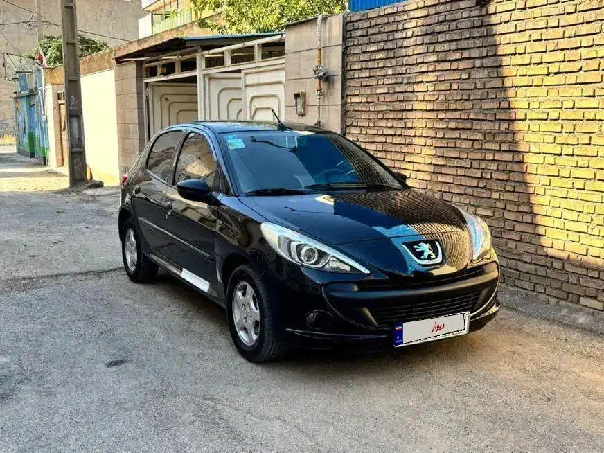 207i 1402|خودرو سواری و وانت|خرم‌آباد, |دیوار