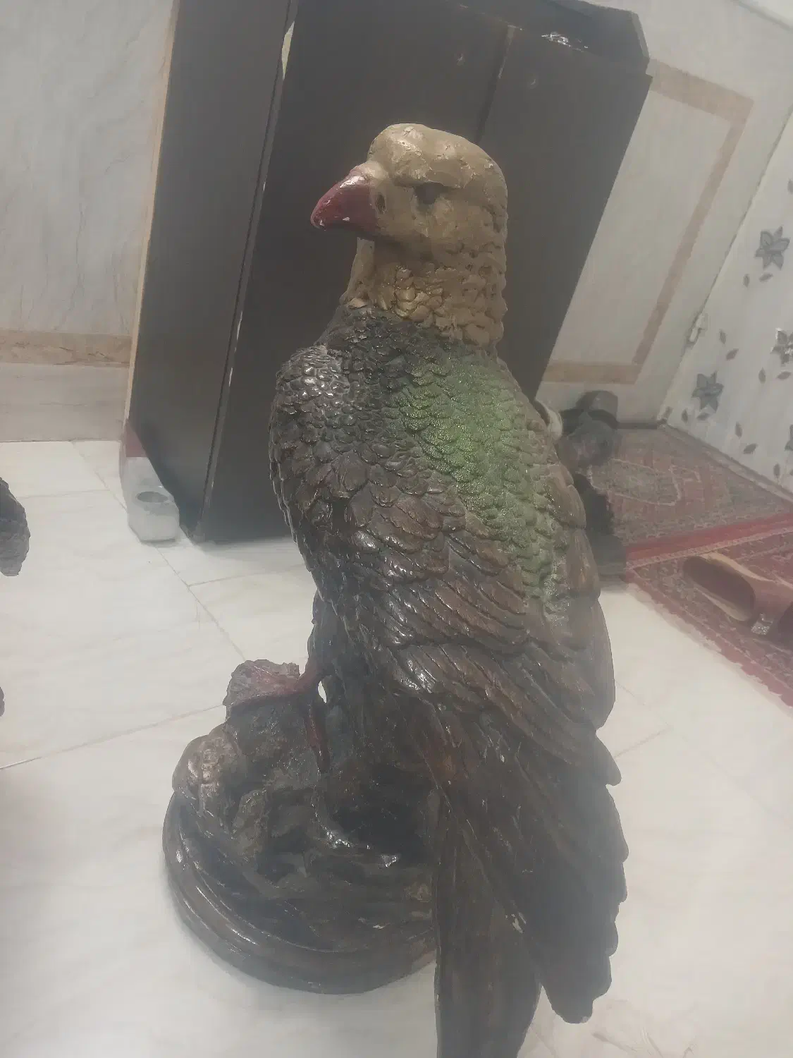 عقاب|مجسمه، تندیس، ماکت|آران و بیدگل, |دیوار