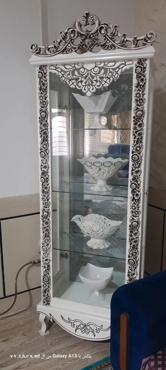 بوفه|بوفه، ویترین، کنسول|کلاله, |دیوار