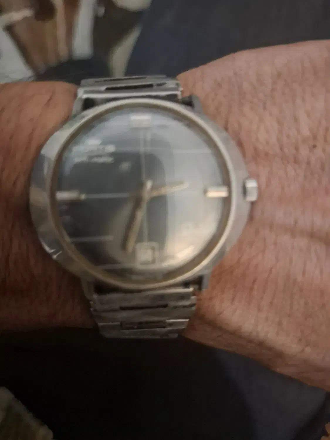 ساعت فورتیکس اصل تمام اتوماتیک سالم.|ساعت|شیراز, میانرود|دیوار