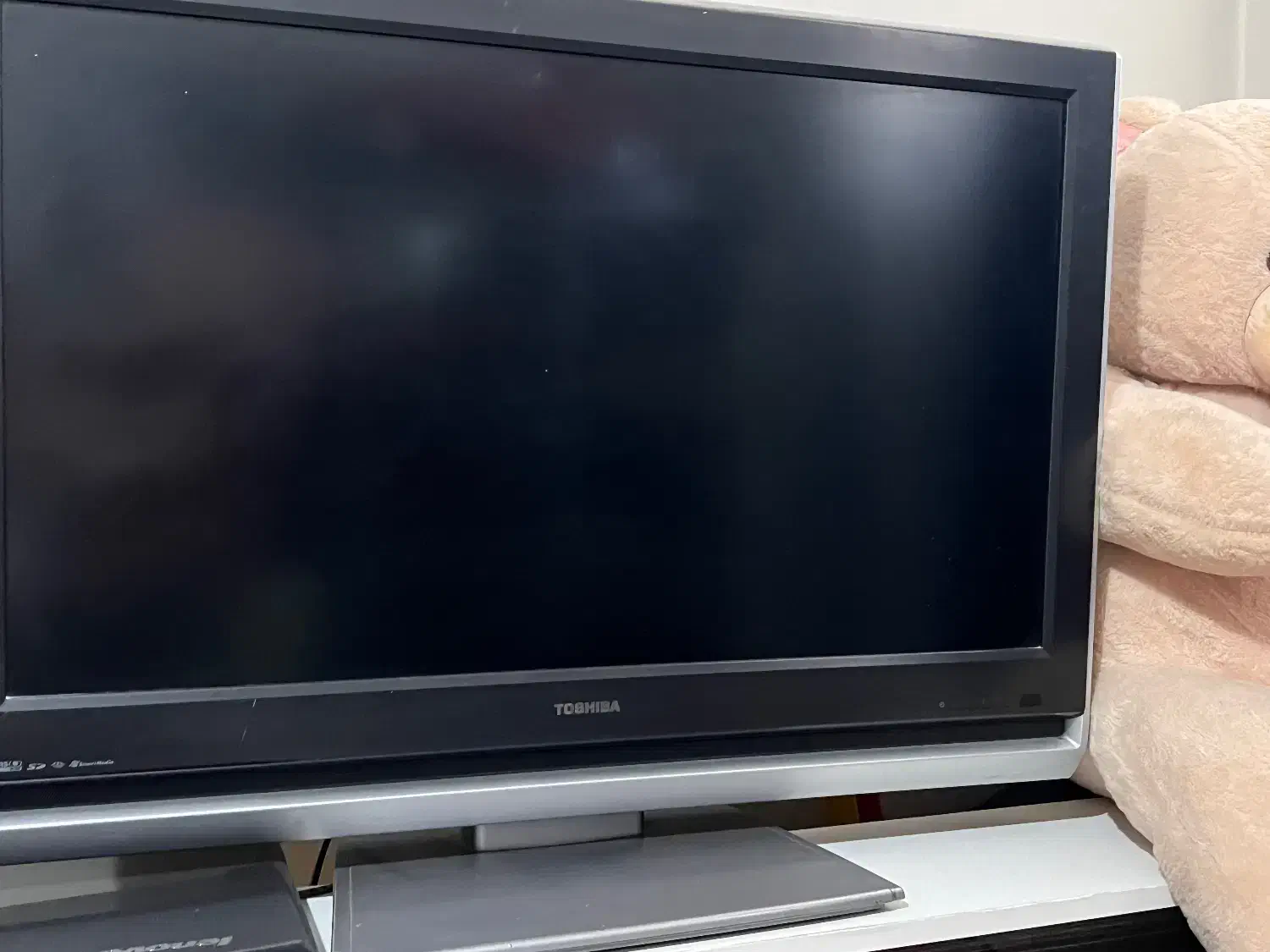 تلویزیون توشیبا|تلویزیون و پروژکتور|مشهد, رضاشهر|دیوار
