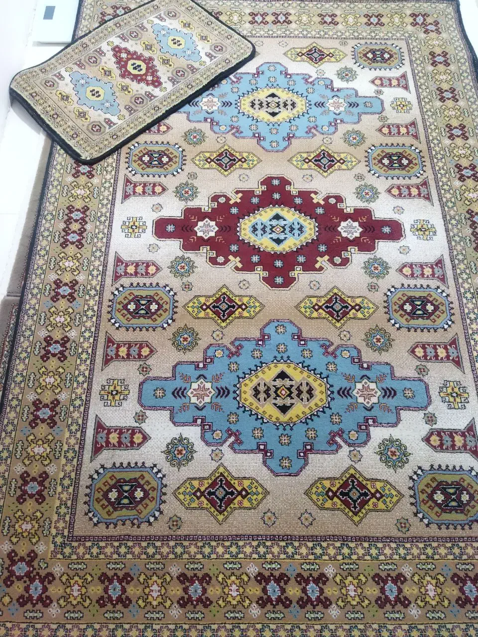 فرش 1ونیم در 220|فرش|نیشابور, شهرک فیروزه|دیوار