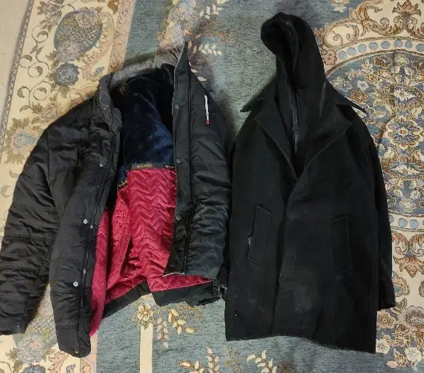 یک عدد کاپشن و یک عدد پالتو سایز بزرگ وقیمت مناسب|لباس|مشهد, سید رضی|دیوار