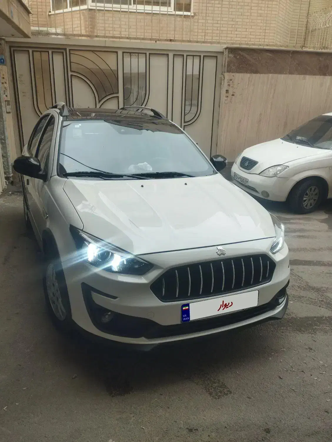 ماشین اطلس 1403|خودرو سواری و وانت|اصفهان, کساره|دیوار