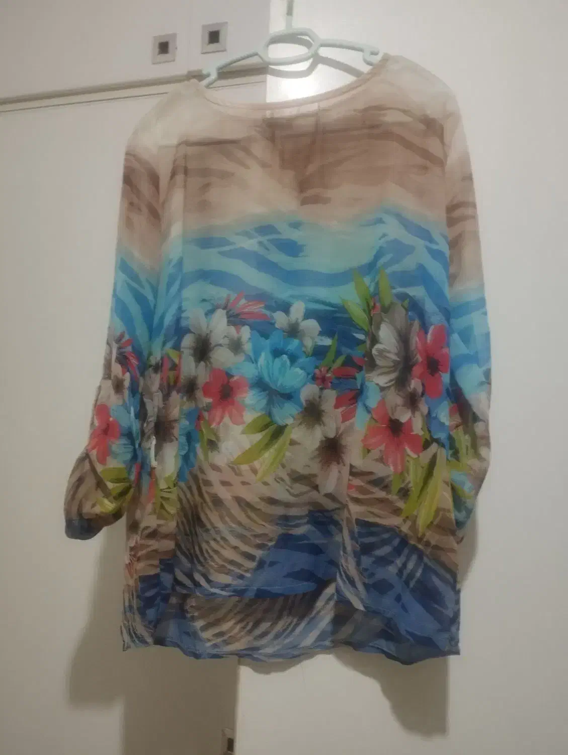 بافت|لباس|رودهن, |دیوار