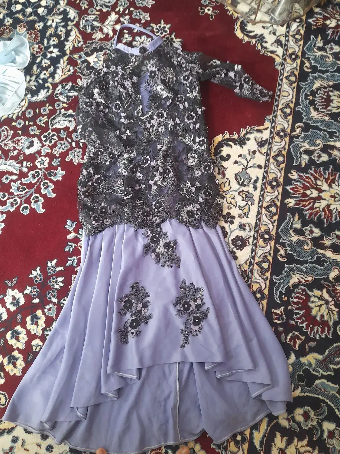 لباس مجلسی|لباس|کشکوئیه, |دیوار