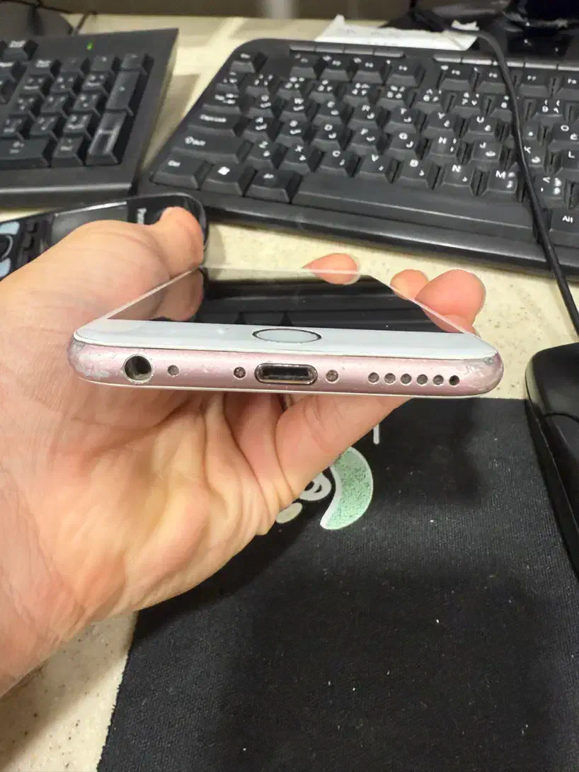 فروش یک ایفون ۶ Iphone 6s|موبایل|مشهد, جاهد شهر|دیوار