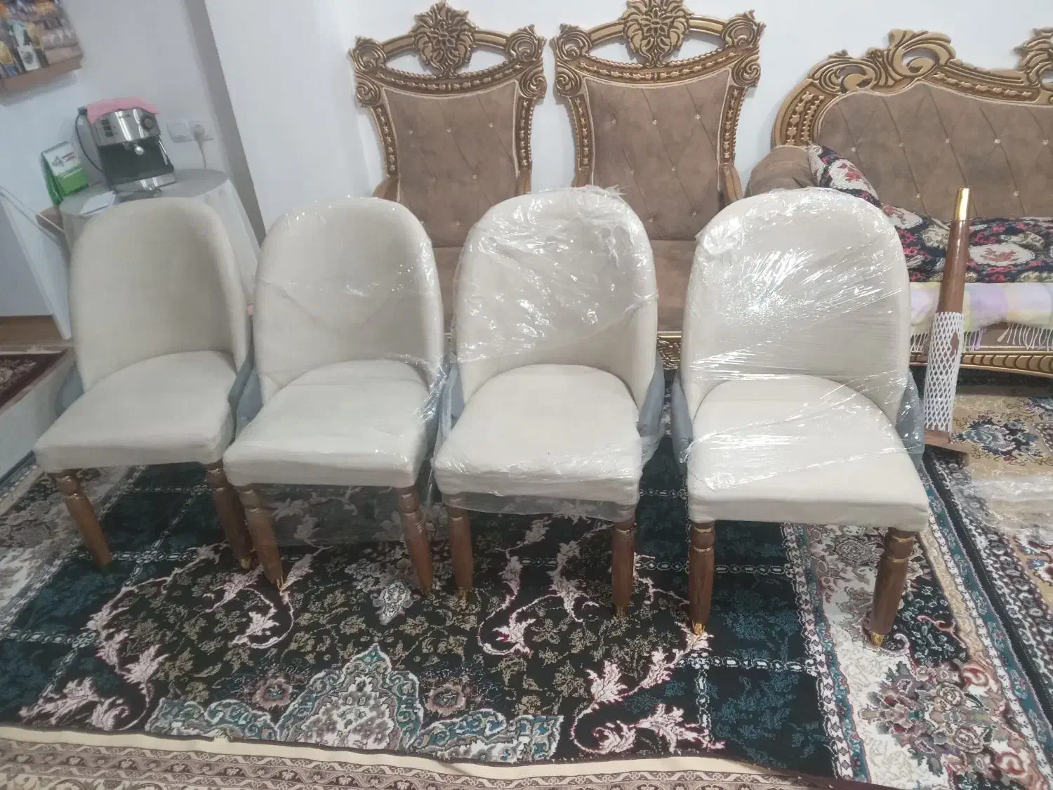 میز غذا خوری ۴نفری|میز و صندلی غذاخوری|پارسآباد, |دیوار