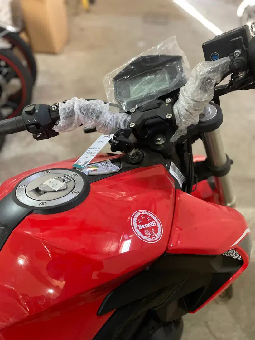 بنلی ۱۸۰ s (( نیما موتور ))|موتورسیکلت|مشهد, چهارچشمه|دیوار