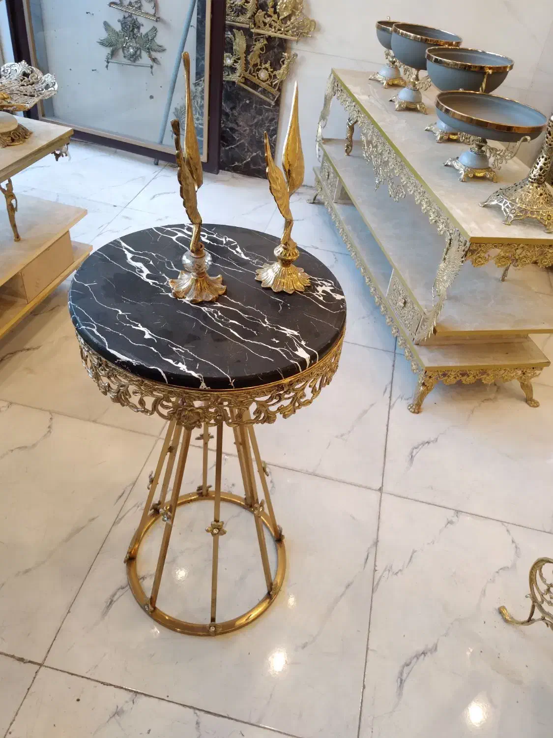 میز تلفن برنزی یابرنز|میز تلفن|همدان, |دیوار