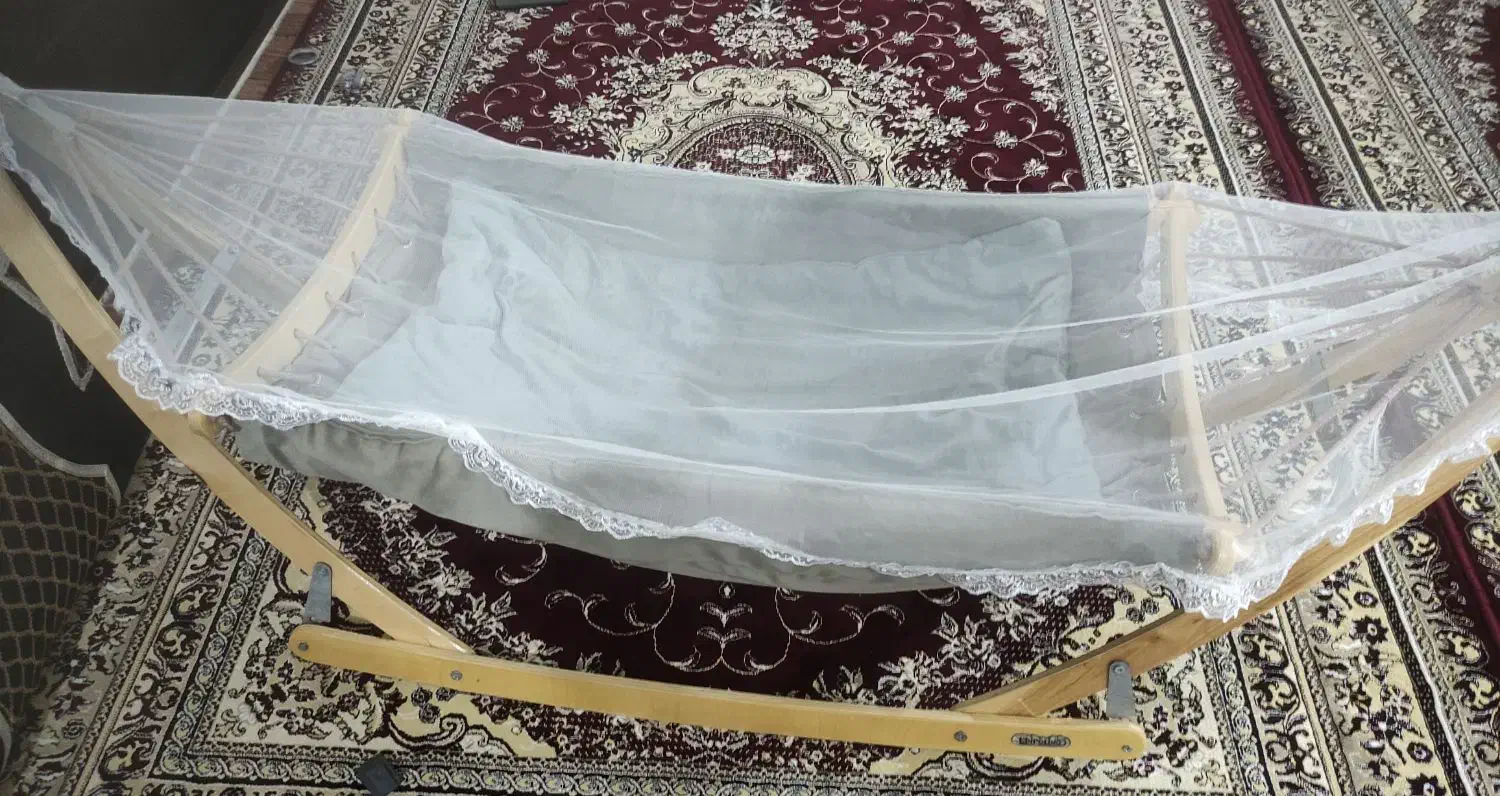 گهواره نوزاد|اسباب و اثاث بچه|ارومیه, |دیوار