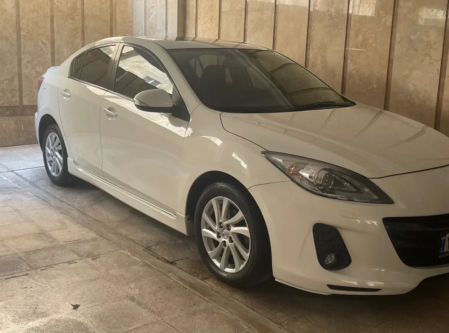 مزدا۳ نیو مدل ۹۴( ۲۰۱۵ )|خودرو سواری و وانت|گرگان, |دیوار