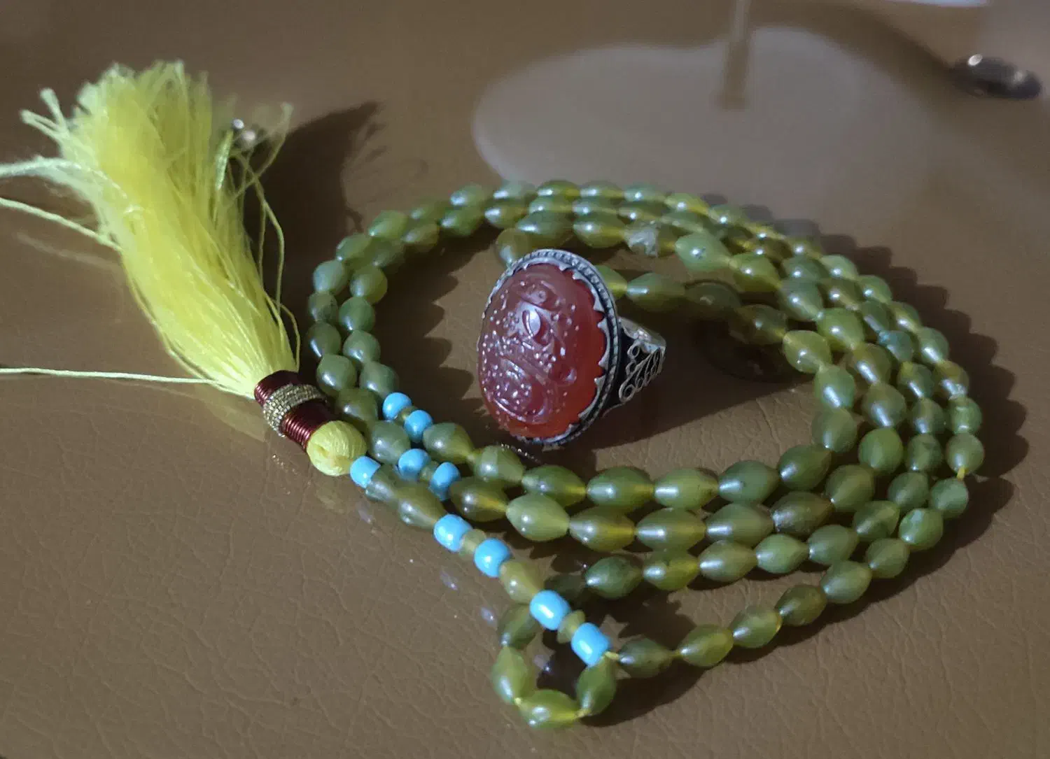 معاوضه تسبیح شاه مقصود افغان وآنگشتر عقیق سرخ اصل.|جواهرات|اندیشه, اندیشه فاز ۴|دیوار