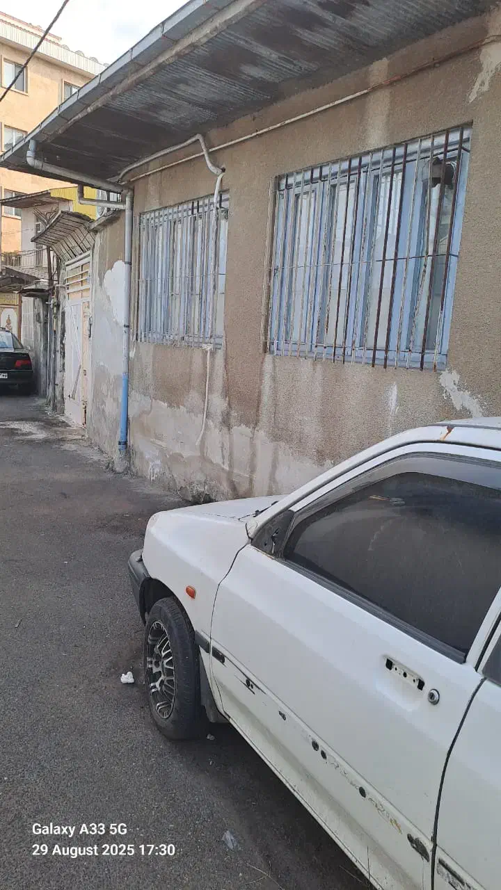 اجاره منزل ویلایی برای انبار یا کافه|اجارهٔ خانه و ویلا|رشت, سعدی (تختی)|دیوار