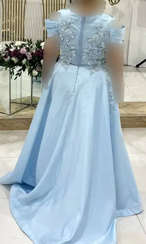 لباس مجلسی|لباس|رشت, پیرکلاچای|دیوار