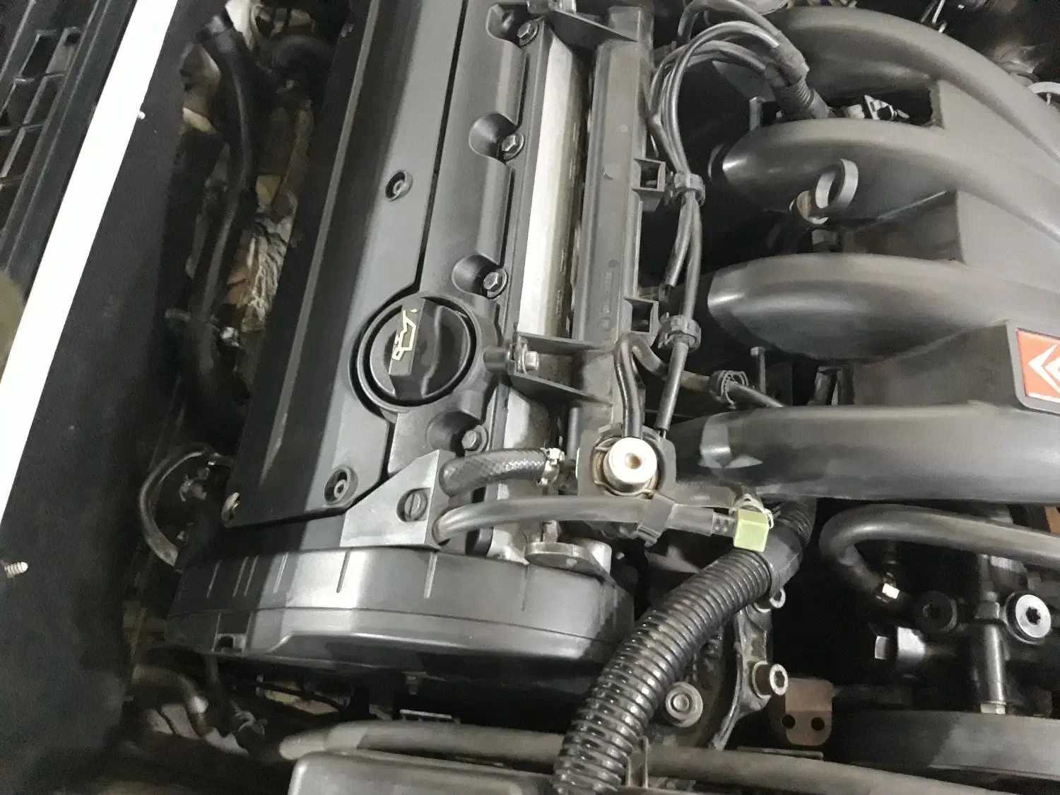 زانتیا سفید سیرجان|خودرو سواری و وانت|سیرجان, |دیوار