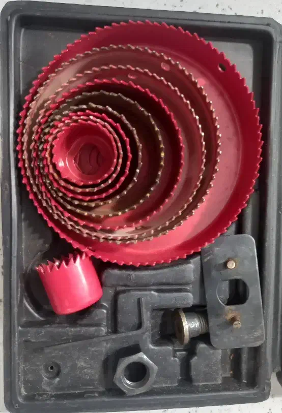 گرد بر|ابزارآلات|اهواز, شهرک دانشگاه|دیوار