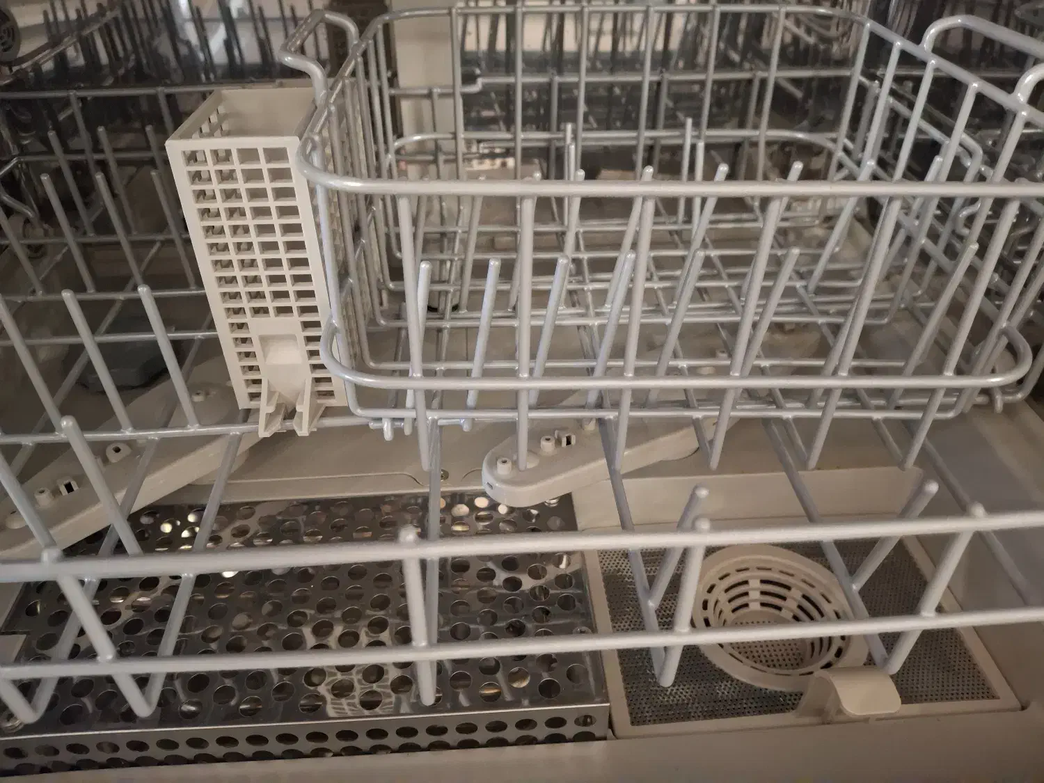 ماشین ظرفشویی 8 نفره|ماشین ظرفشویی|کرمان, |دیوار