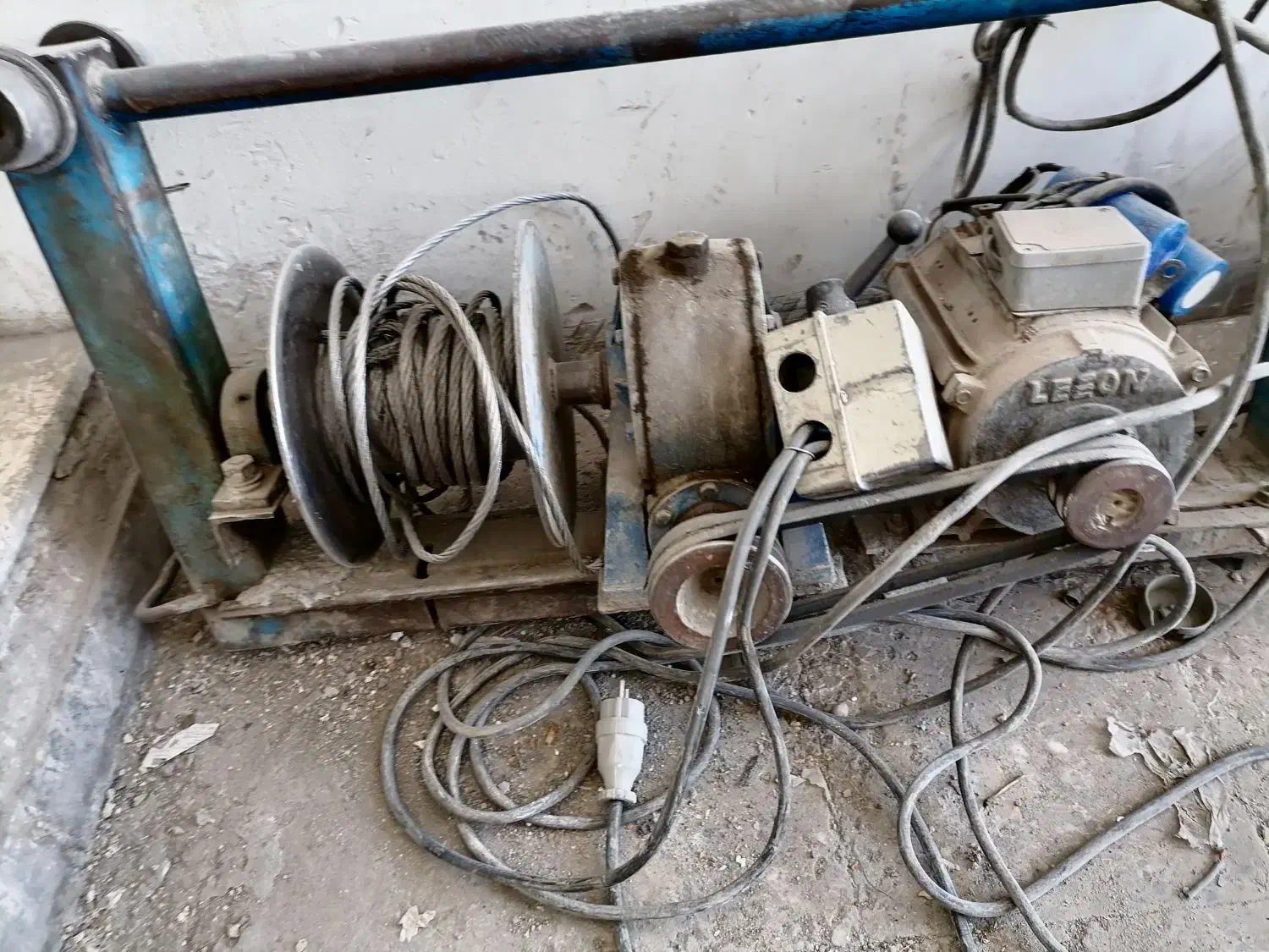 اجاره ماهیانه بالابر|مصالح و تجهیزات ساختمان|کرمان, |دیوار