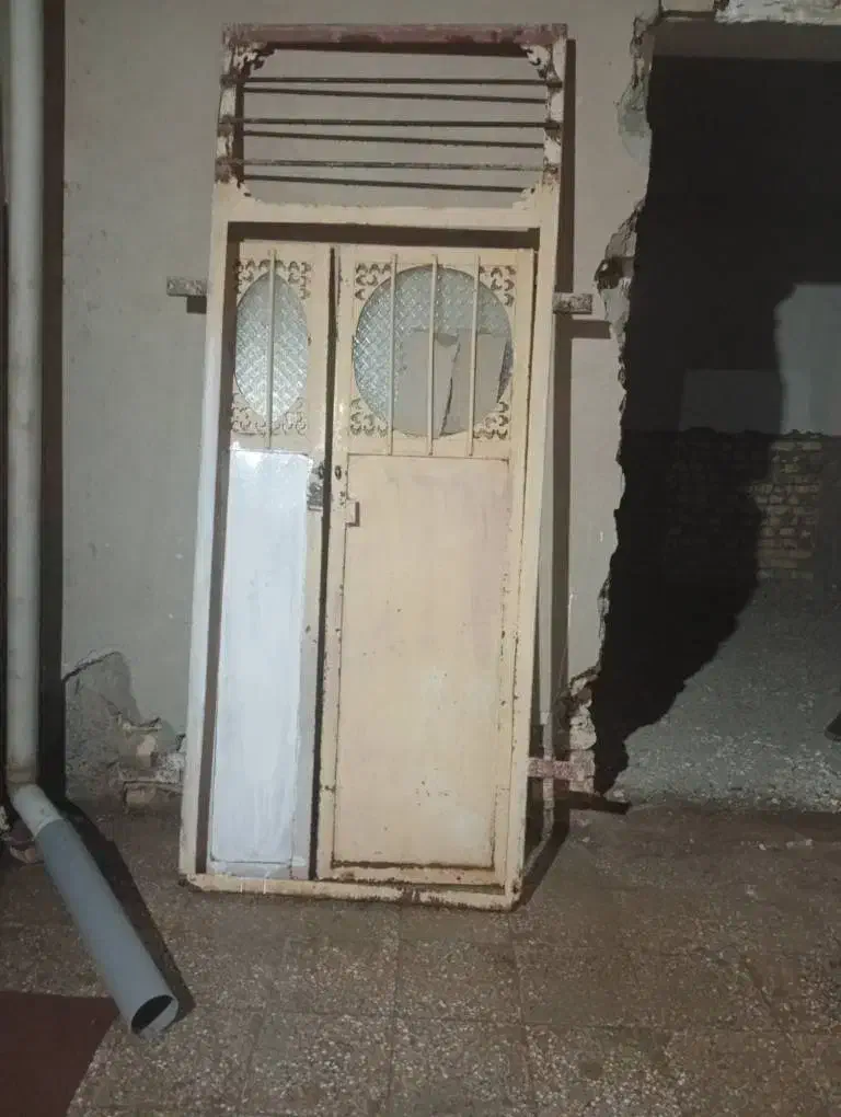 درب اهنی|مصالح و تجهیزات ساختمان|نیمروز, |دیوار