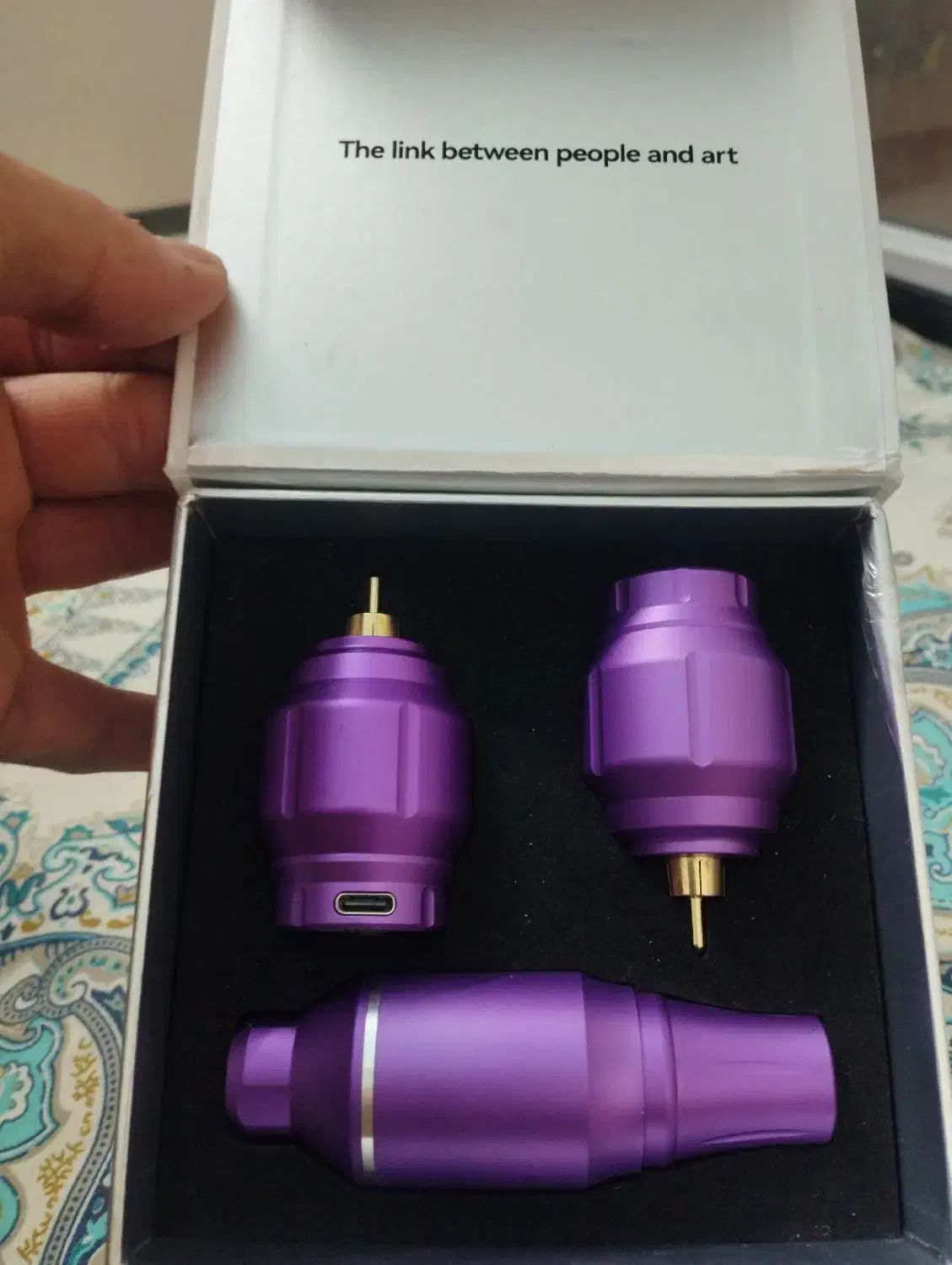 دستگاه تتو|آرایشگاه و سالن‌های زیبایی|فولادشهر, C2|دیوار