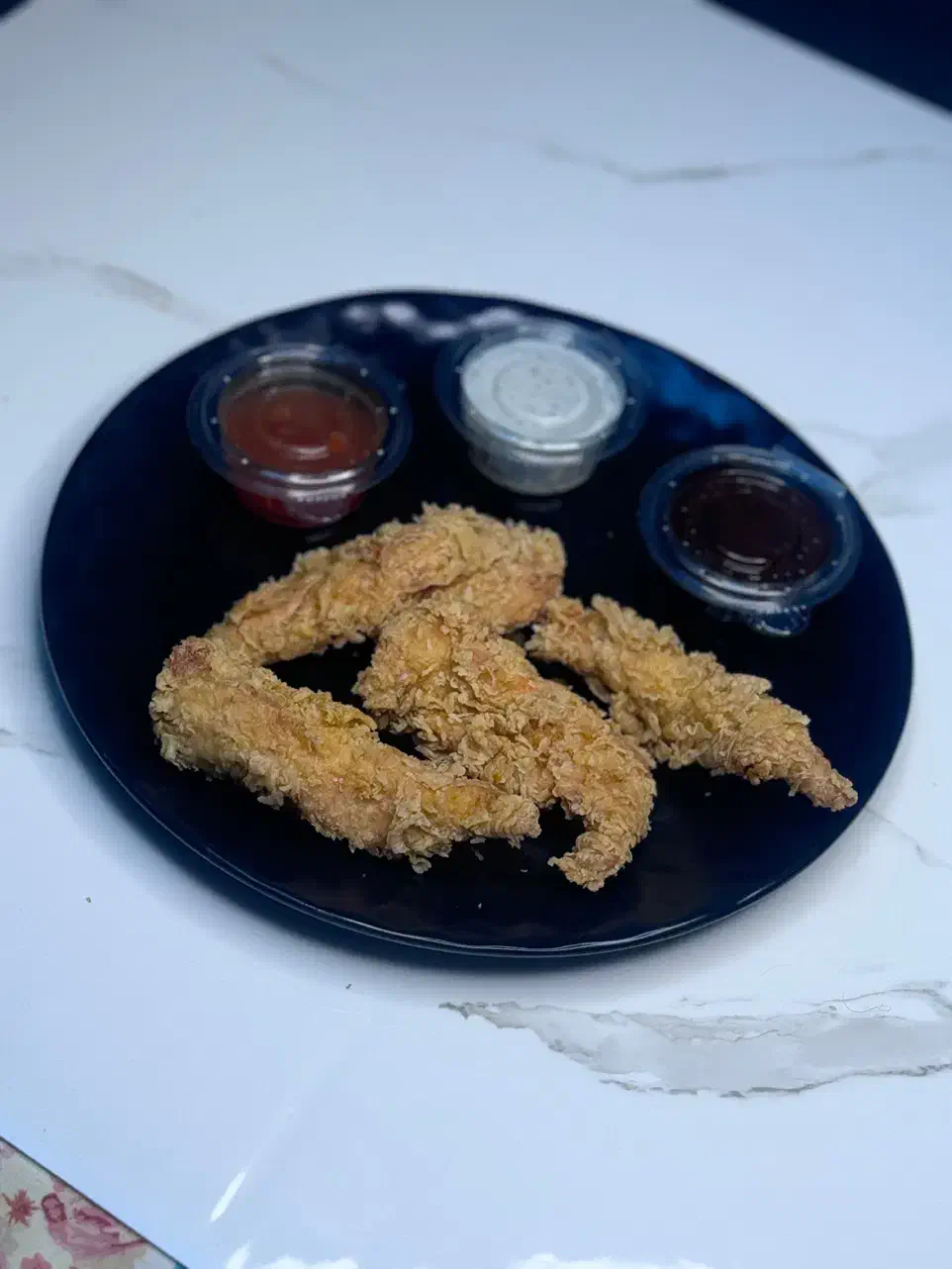 سوخاری زن و پیتزا زن ماهر|استخدام خدمات فروشگاه و رستوران|تهران, شهرک پرواز|دیوار