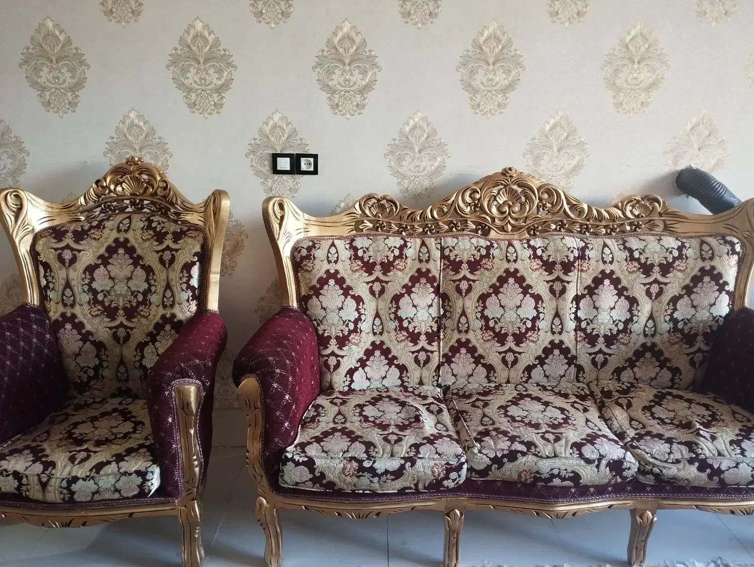 مبل سلطنتی ۹ نفره|مبلمان خانگی و میز عسلی|تربتحیدریه, شهرک ولیعصر|دیوار