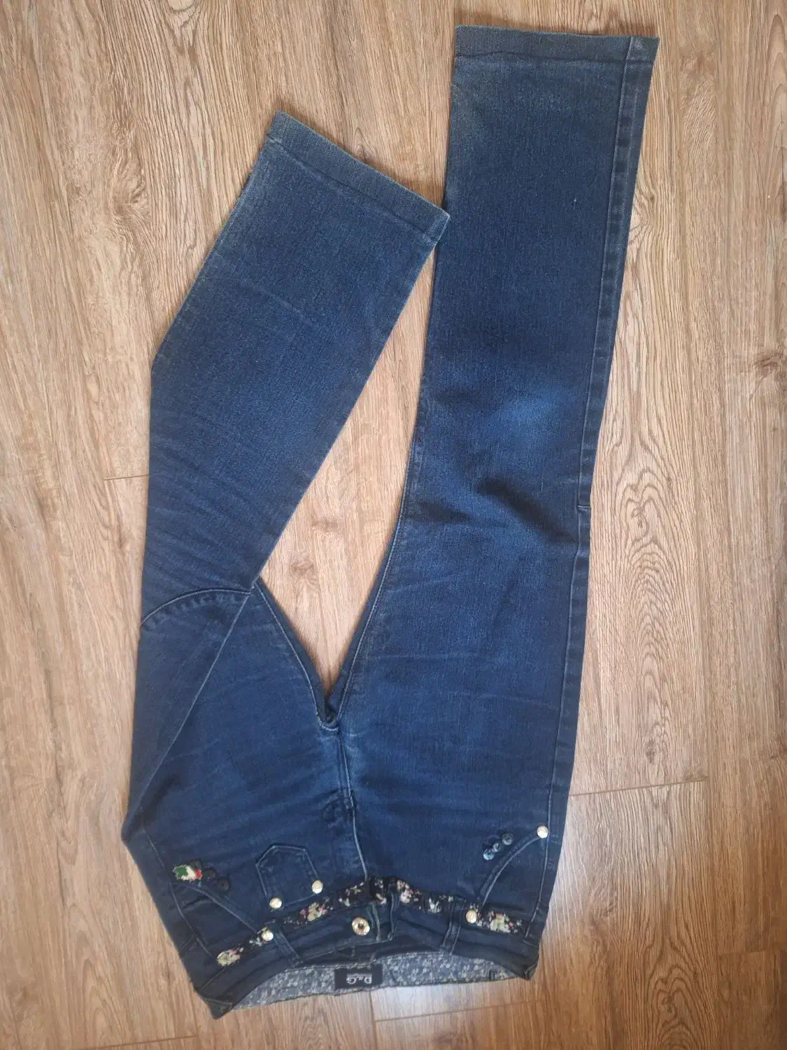 تعدادی شلوار لی دخترانه زنانه|لباس|تبریز, |دیوار