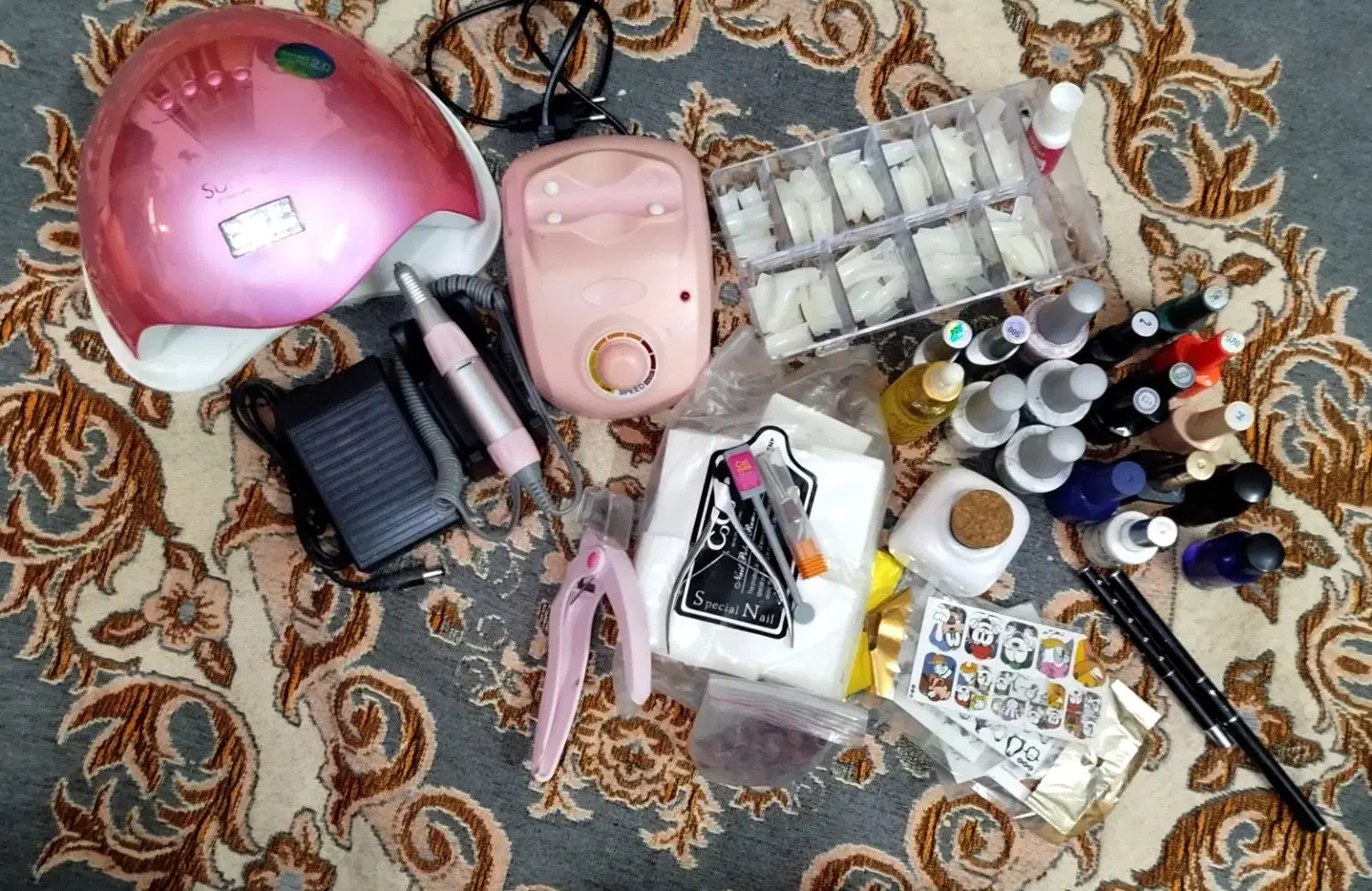 آرایشی بهداشتی|آرایشی، بهداشتی، درمانی|شیراز, ریشمک|دیوار