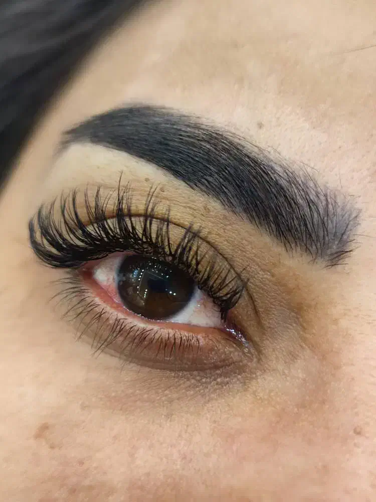 اکستنشن مژه /لیفت مژه و ابرو|خدمات آرایشگری و زیبایی|شهرکرد, |دیوار