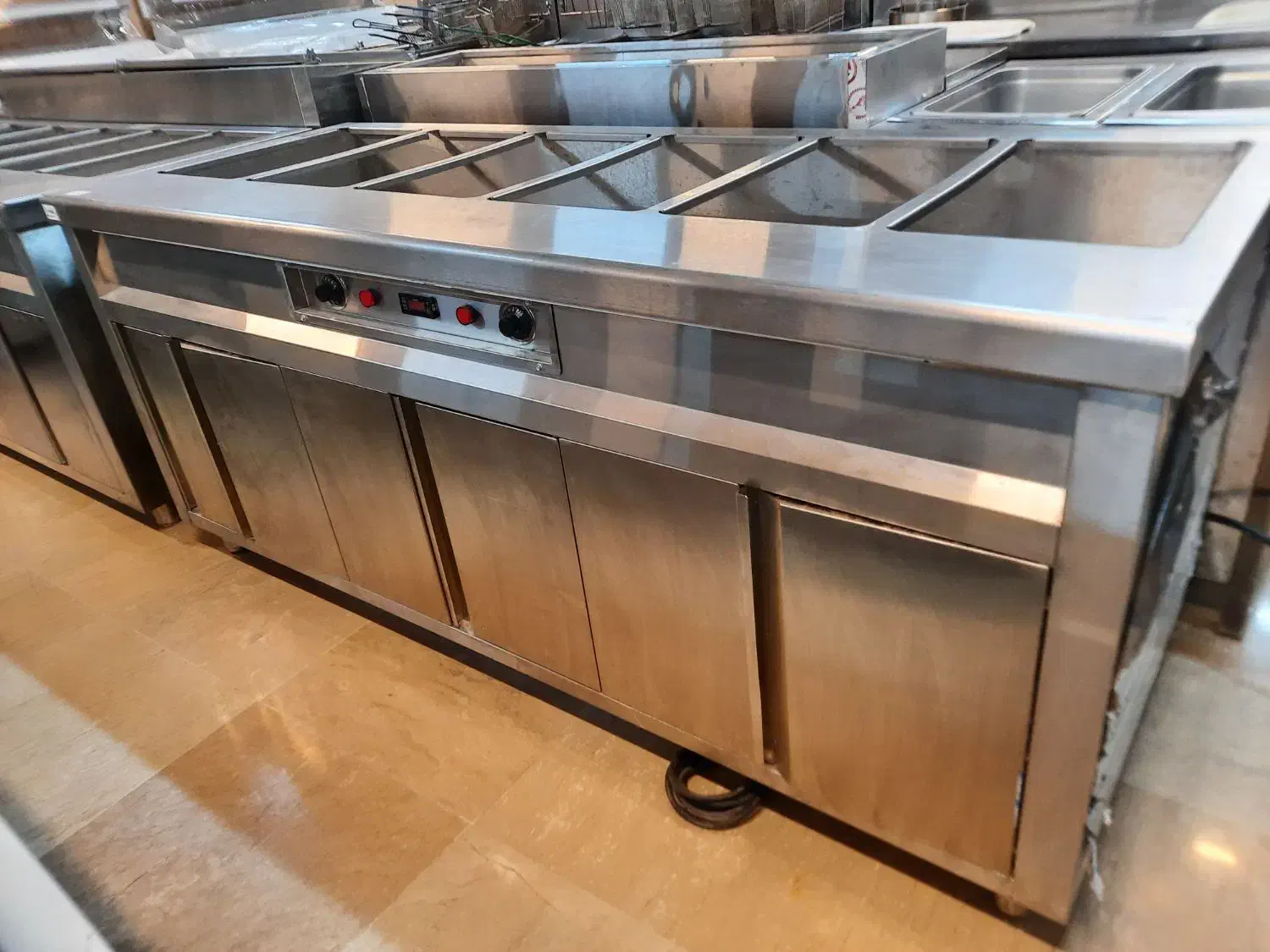 کانتر گرم|کافی‌شاپ و رستوران|تهران, اتحاد|دیوار