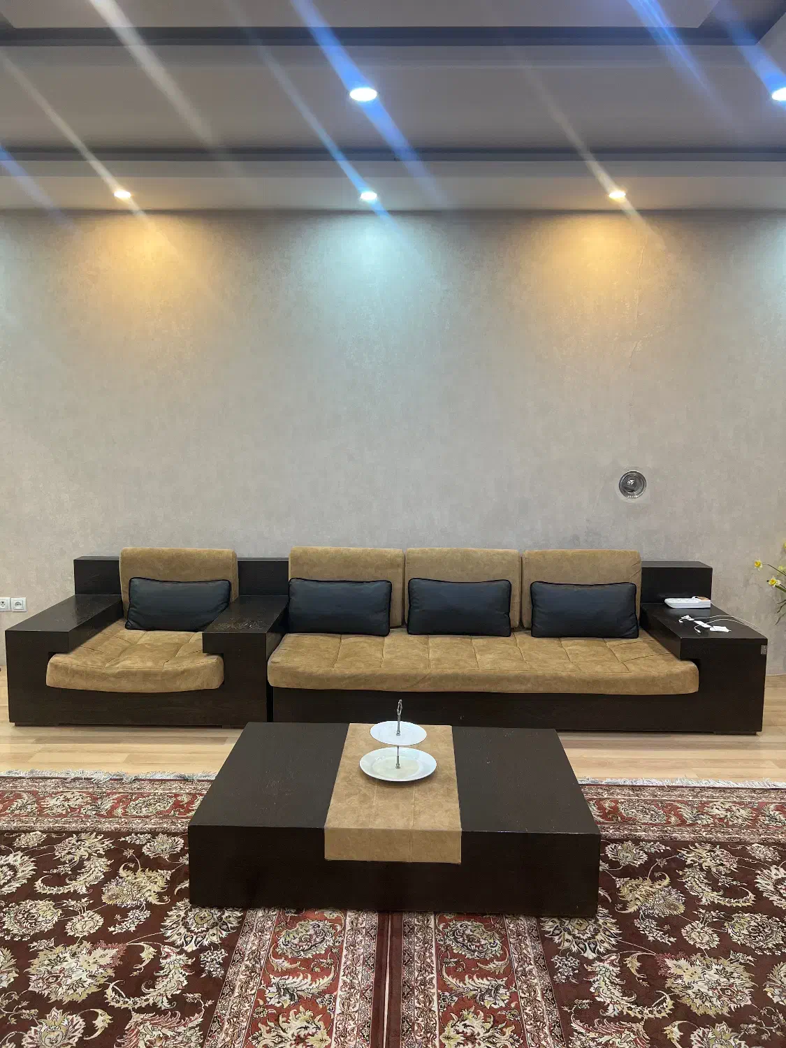 لوازم خانگی|مبلمان خانگی و میز عسلی|سردشت, |دیوار